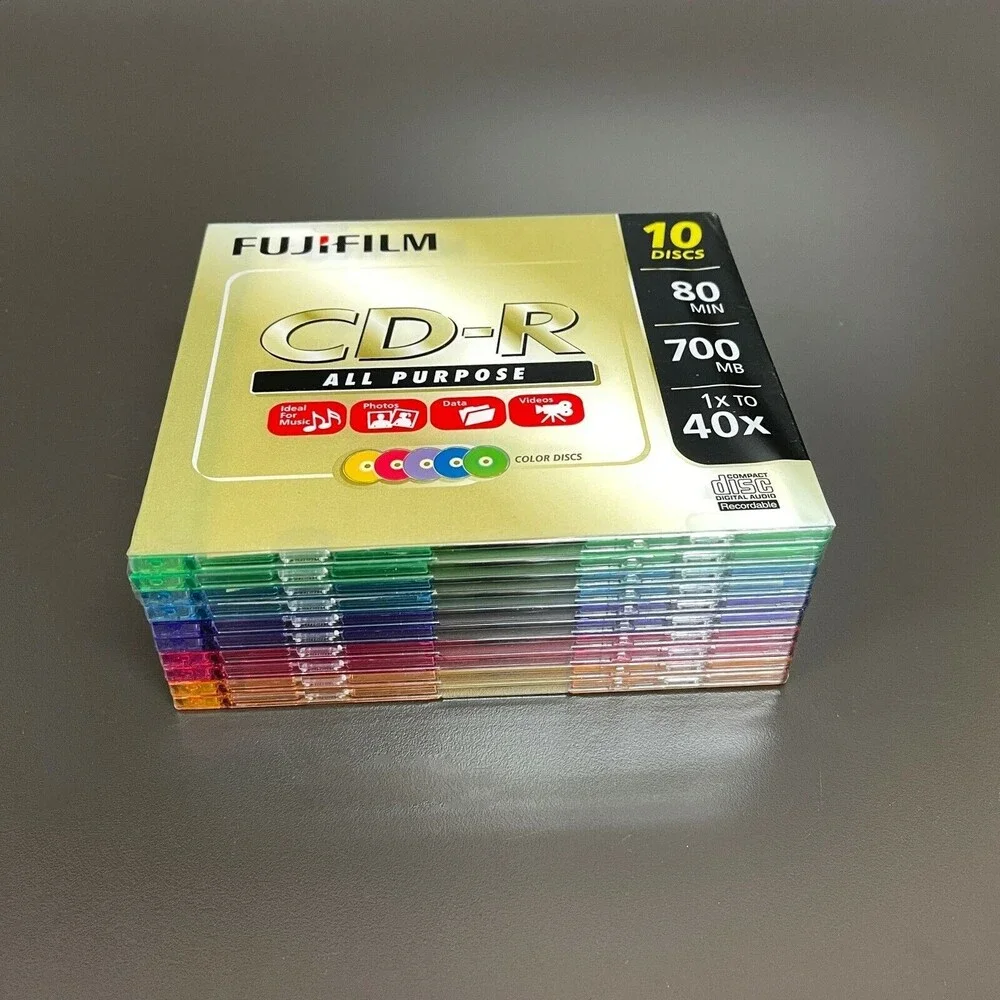 Fujifilm CD-R 10 Discs 80 minutes 700 MB 1x to 40x Color CDs with Cases